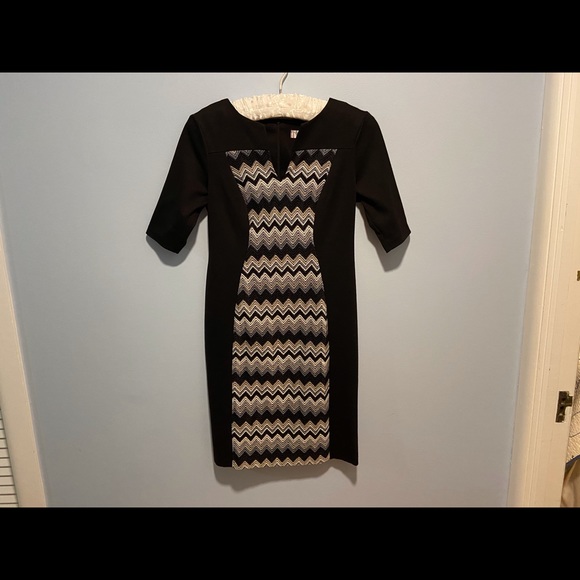 Black Dress - Picture 1 of 4